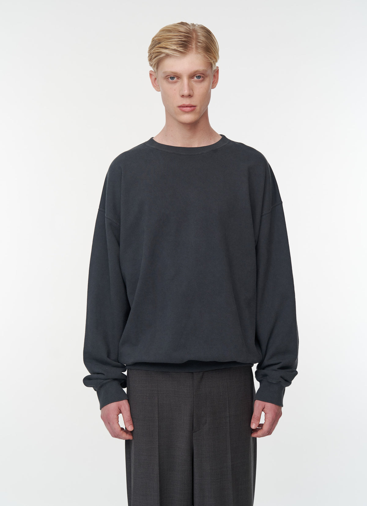 Basic Sweatshirt - Extra Large(42) | Gajess