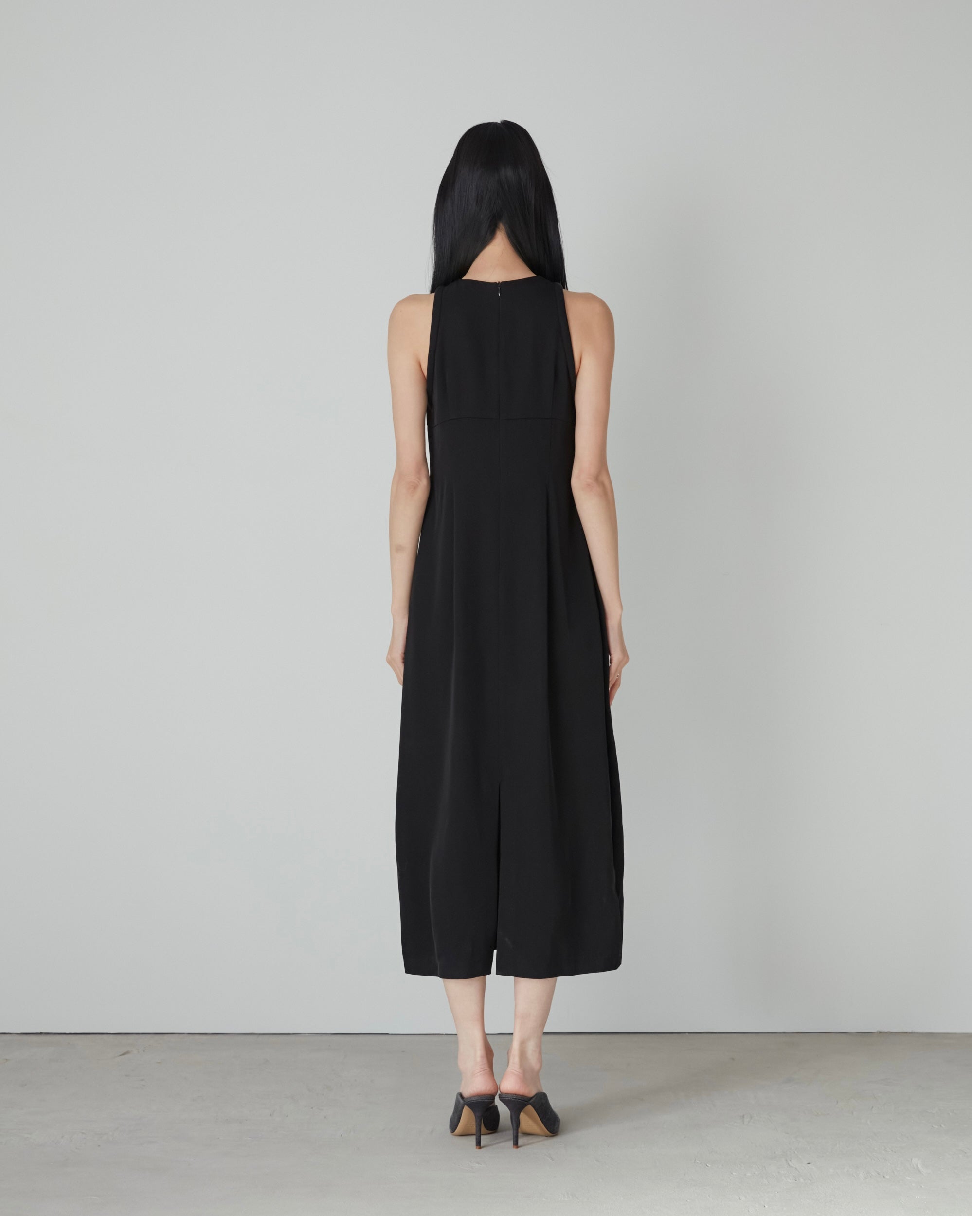 Lady Black Dress