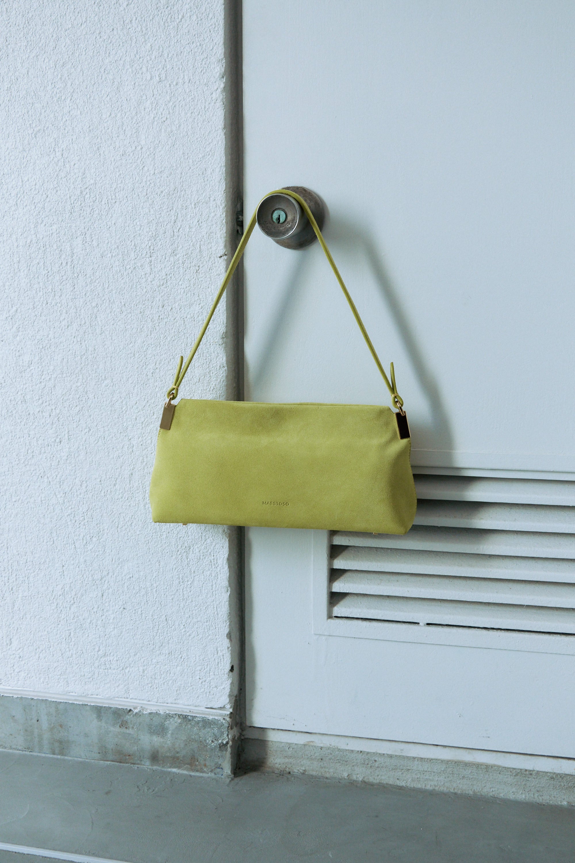 【26FW展示会】Aurora Baguette Suede