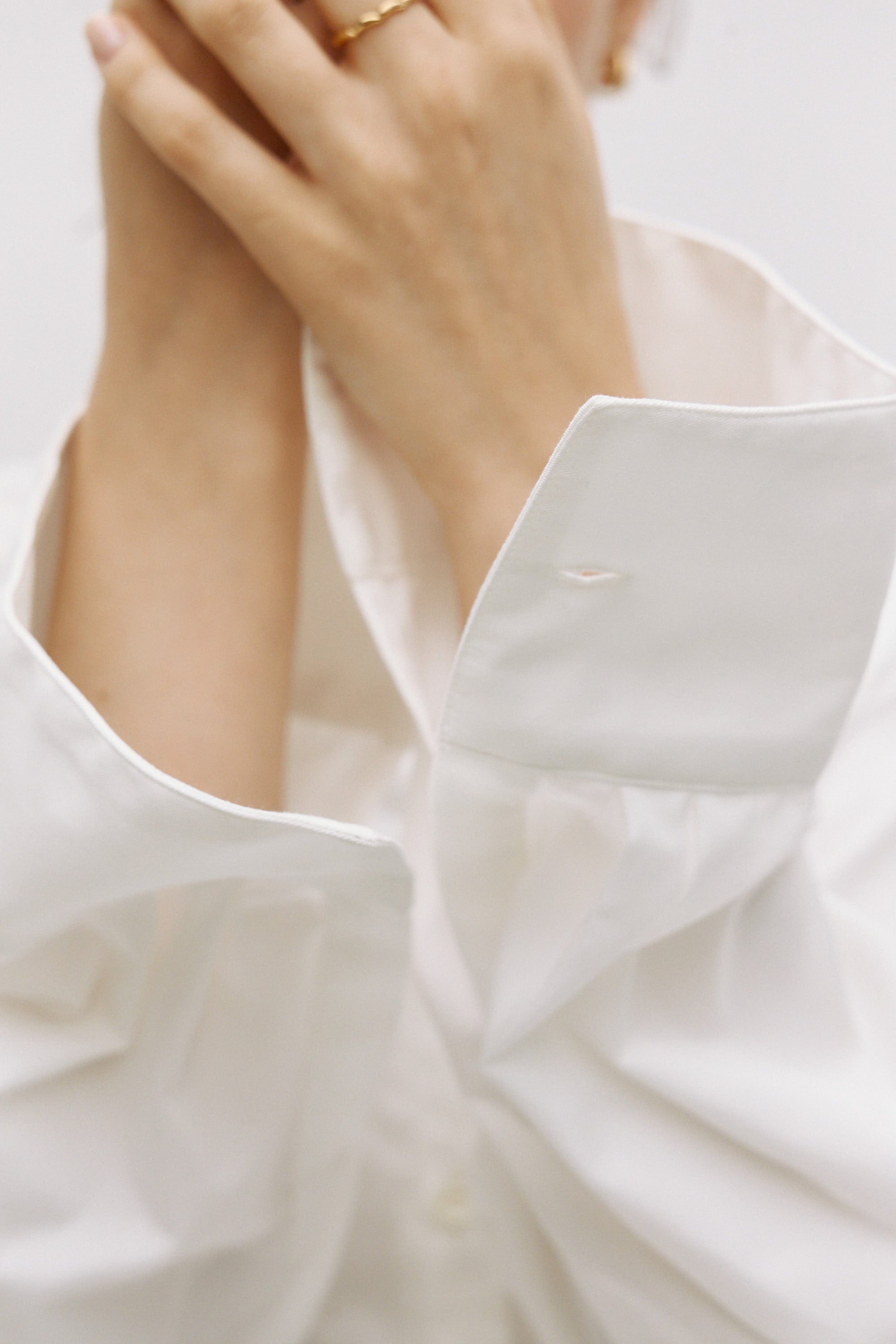 【26FW展示会】Carla White Shirt