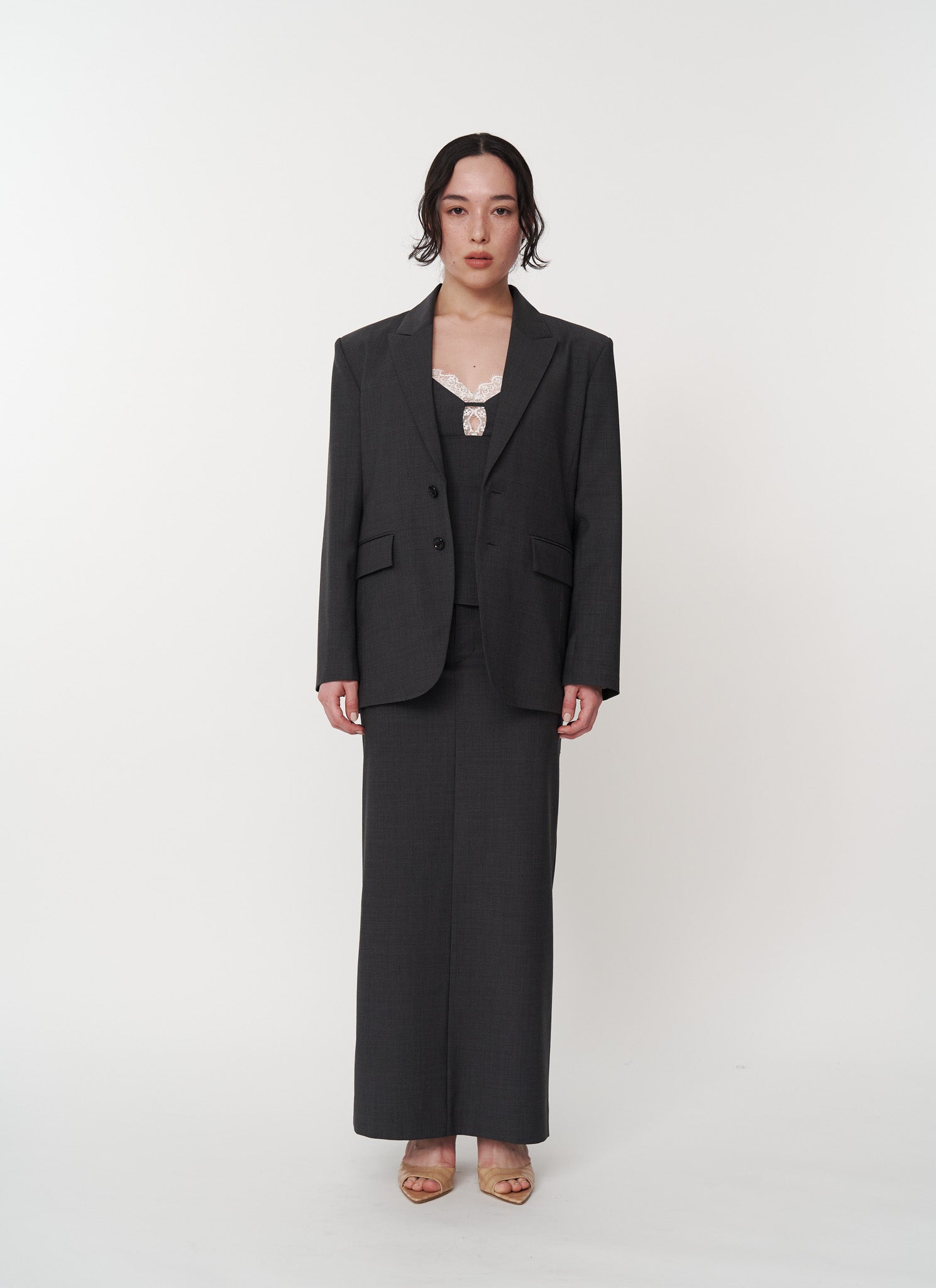 モデル：身長161cm　着用サイズ：36