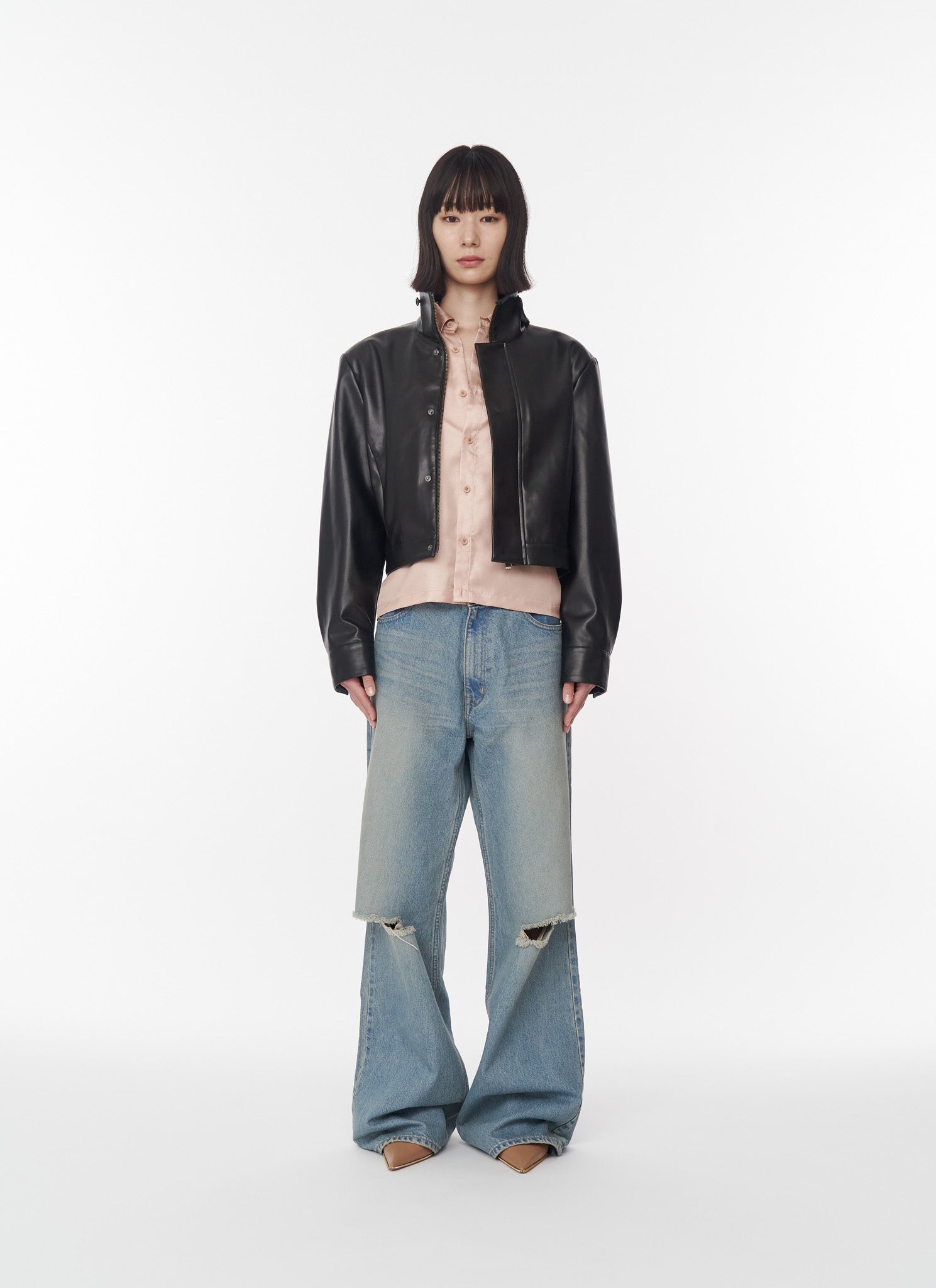 モデル：身長170cm　着用サイズ：F