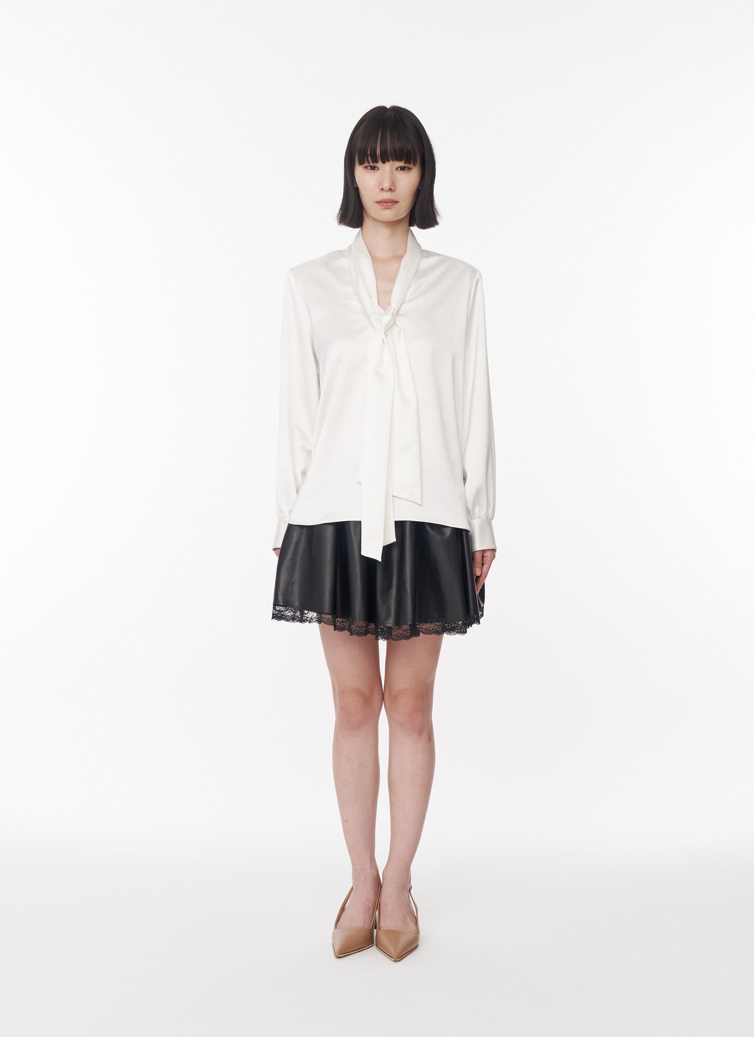 モデル：身長170cm　着用サイズ：36