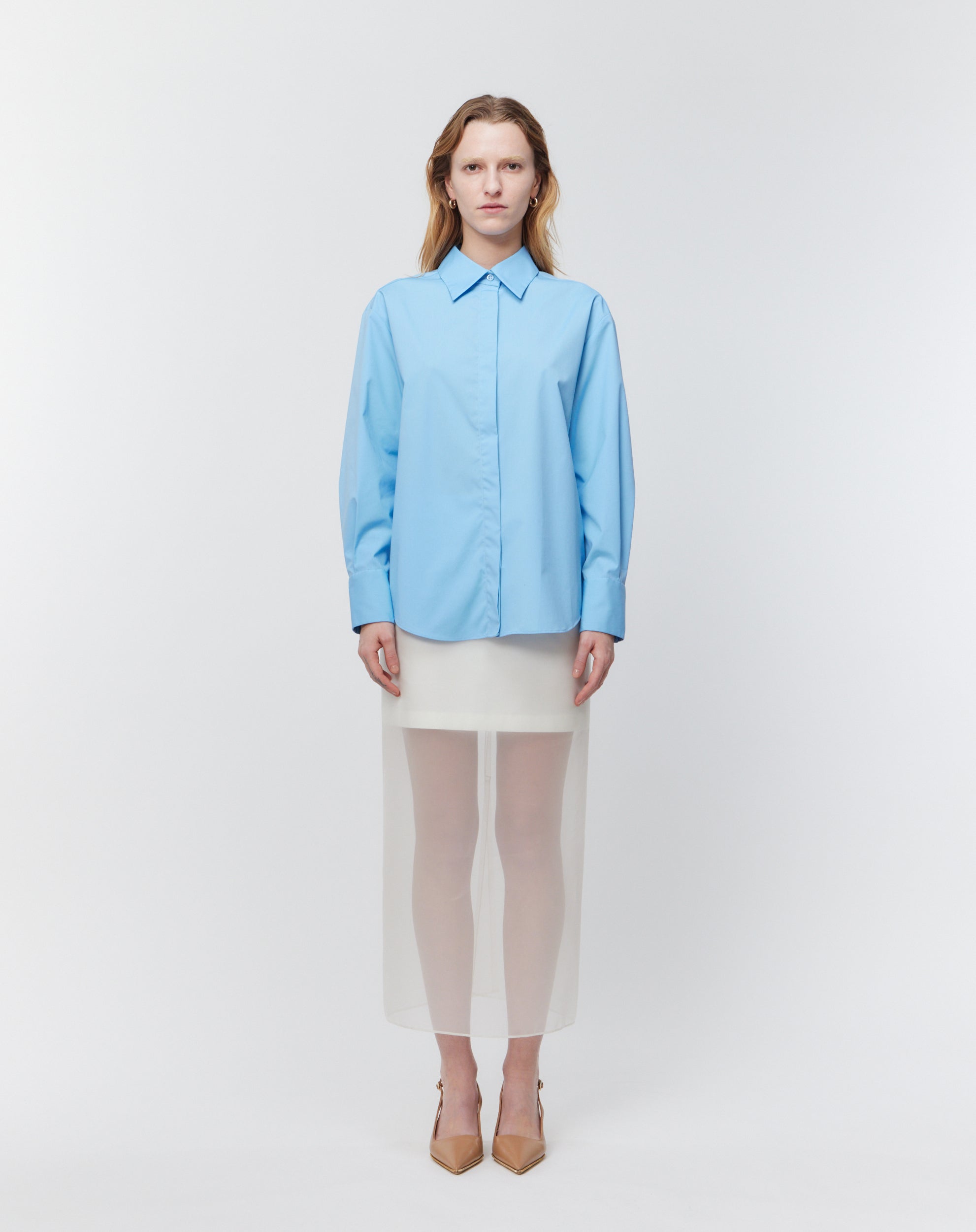 モデル：身長171cm　着用サイズ：38