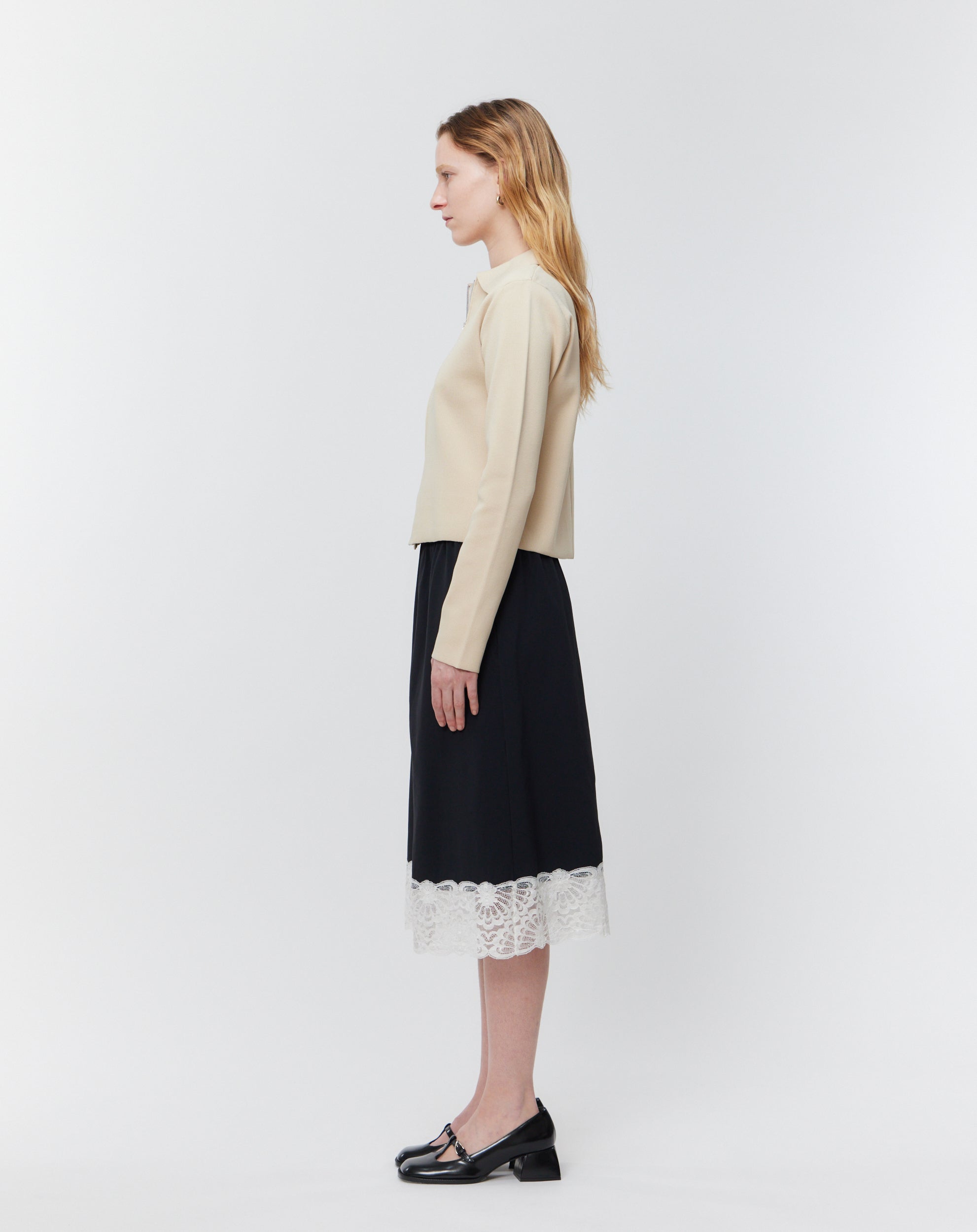 【完売品】Gajess ガジェス Marguerite Blouse Dear Scarlett Wrinkle-Free Luxury Lizzy Blouse | 3 Styles | Jane.com
