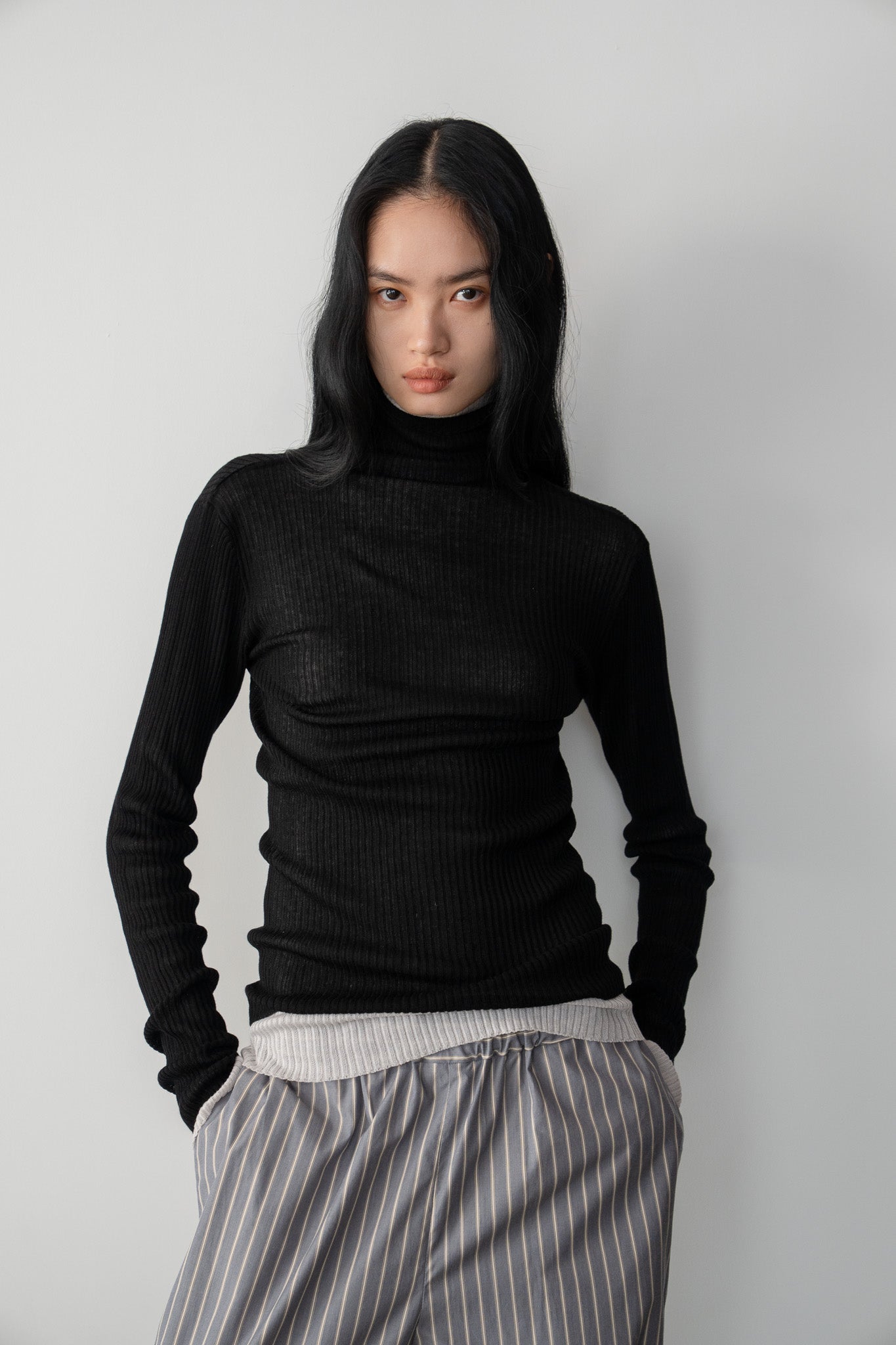 モデル：身長172cm　着用サイズ：F