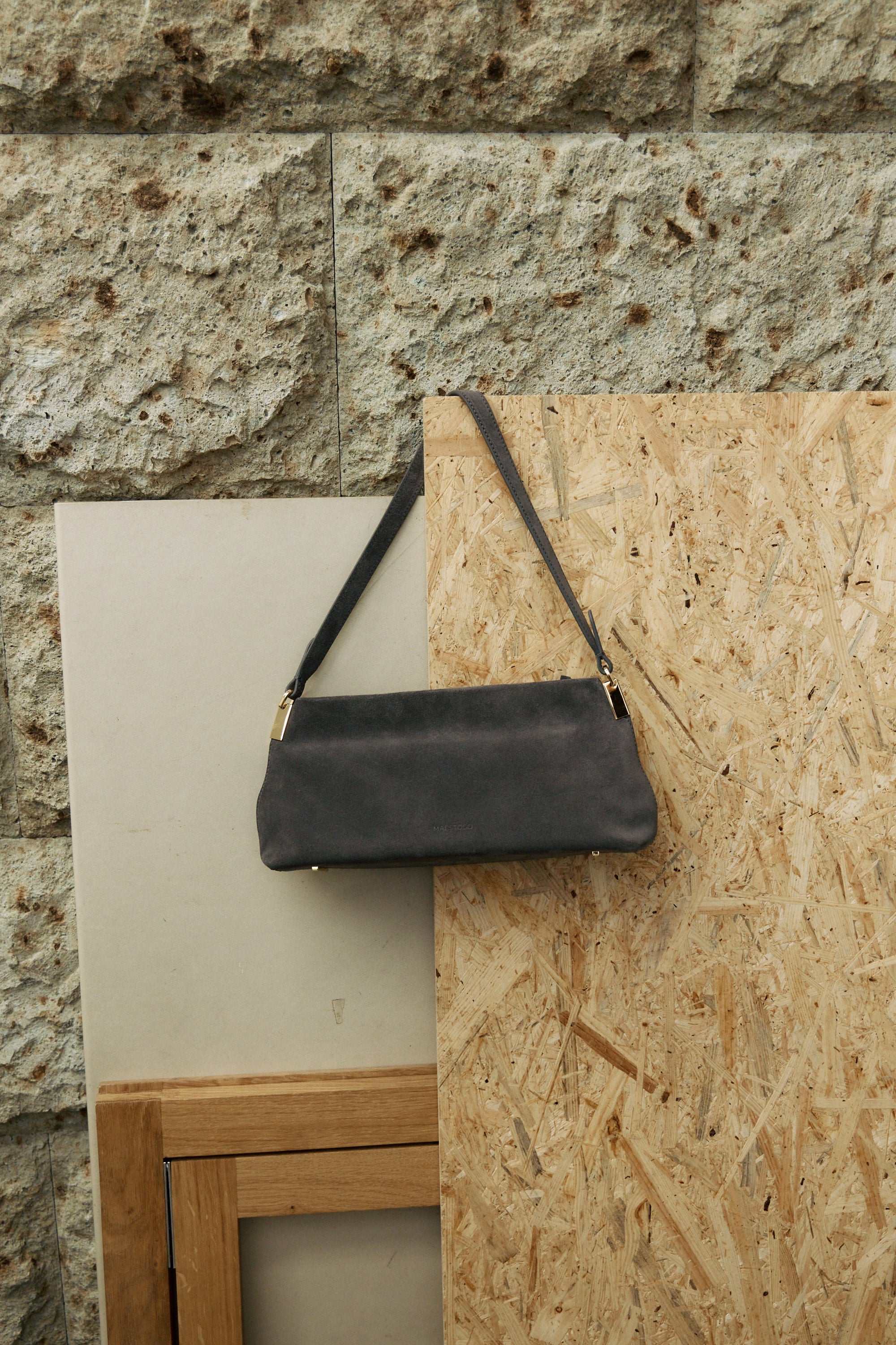 【26FW展示会】Aurora Baguette Suede